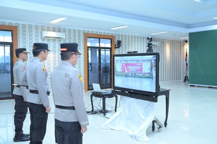 Polda Jambi Ikuti Vicon Upacara Nilai-Nilai Tribrata dalam Rangka Hari Bhayangkara ke-80. (Foto : ist)