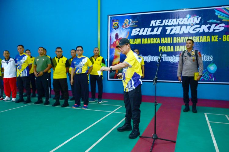 Polda Jambi Resmi Buka Kejuaraan Bulu Tangkis HUT Bhayangkara ke-80 Tahun 2026. (Foto : ist)