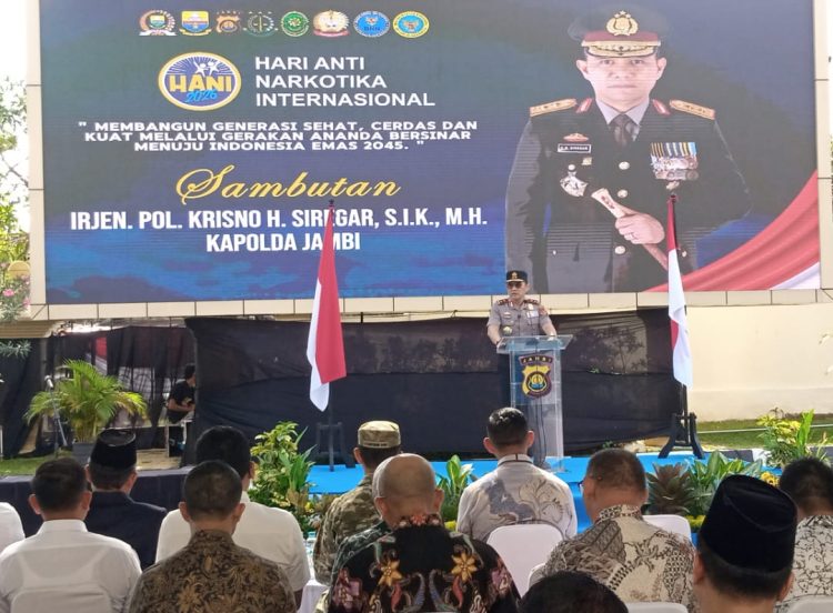 Sambutan Kapolda Jambi Irjen Pol Krisno H Siregar di peringatan Hari Anti Narkotika Internasional di Jambi. (Foto : Rolan - sinarjambi.com)