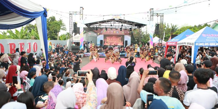 Yamaha Karnaval Gear Ultima di Jambi Selatan Berlangsung Meriah, Ratusan Warga Antusias Hadiri Event Akbar. (Foto : ist)