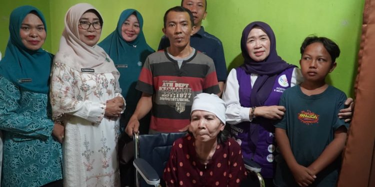 Hesti Haris Dorong Semangat Gerakan Metode Belajar 30 Menit Bisa Baca Al-Qur'an di Sungai Penuh. (Foto : ist)