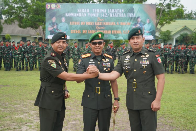Tongkat Komando Yonif 142/Ksatria Jaya Berganti. (Foto : ist)
