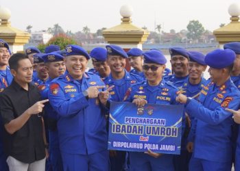Dedikasi Tanpa Batas, Aipda Abdul Qodir Diganjar Hadiah Umrah atas Pengabdian kepada Masyarakat. (Foto : ist)