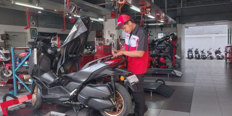 Yamaha Flagship Shop Jambi Hadirkan Promo Spesial Hari Bhayangkara, Konsumen Bisa Nikmati Diskon Servis hingga Layanan Jemput Motor Gratis. (Foto : ist)