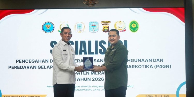 Buka Sosialisasi Bahaya Narkotika, Bupati M. Syukur: Jangan Dekati Narkoba. (Foto : ist)