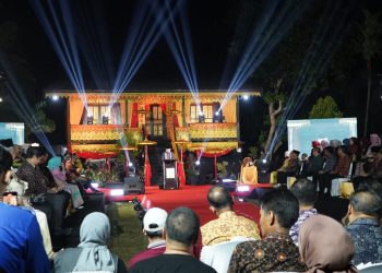 Gubernur Al Haris Buka Jambi Elok Nian Kota Jambi 2026: Bahagia Berbudaya di Serambi Tanah Pilih Pusako Betuah. (Foto : ist)