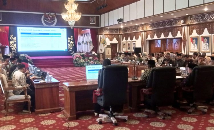 Suasana evaluasi SAKIP di auditorium rumah dinas Gubernur Jambi. (Foto : Rolan - sinarjambi.com)
