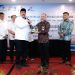 General Manager PHR Zona 1, Mefredi bersama Kepala Kejaksaan Tinggi Jambi, Sugeng Hariadi menandatangani perpanjangan Perjanjian Kerja Sama penanganan masalah hukum bidang perdata dan tata usaha negara di Hotel BW Luxury Jambi, Rabu (29/7). Kerja sama ini memperkuat perlindungan aset negara dan penerapan tata kelola perusahaan yang baik. (Foto : ist)