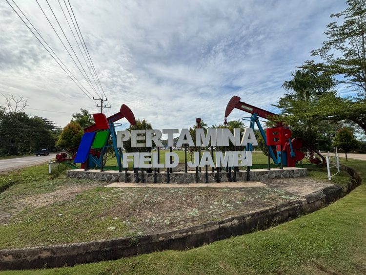 Pertamina EP Jambi mengimbau masyarakat untuk tidak melakukan aktivitas, mendirikan bangunan, maupun melakukan penggalian di atas atau di sekitar jalur pipa minyak dan gas (migas) tanpa koordinasi dengan pihak yang berwenang. (Foto : ist)