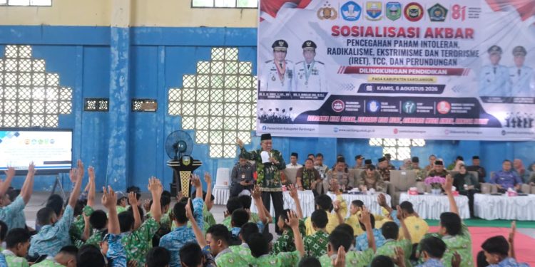 Wagub Sani: Bentengi Generasi Jambi dari IRET, TCC, dan Perundungan Dimulai dari Sekolah. (Foto : ist)