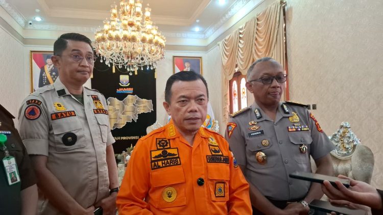 Di Hadapan Pemerintah Pusat, Gubernur Al Haris Pastikan Satgas Karhutla Terus Bekerja Padamkan Titik Api. (Foto : ist)