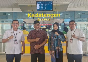 Sekda Sudirman Sambut Purna Paskibraka Nasional: Jadi Kebanggaan, Nindya Eltsani Bawa Nama Jambi ke Tingkat Nasional. (Foto : ist)