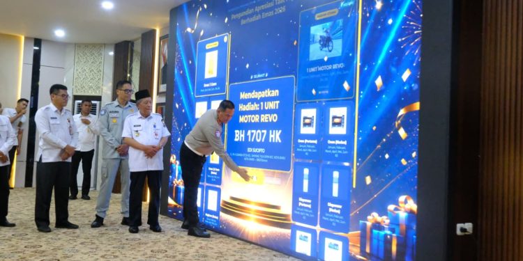 Wagub Sani: Program Kilau Emas Bentuk Komitmen Pemerintah Provinsi Jambi Berikan Apresiasi Bagi Wajib Pajak. (Foto : ist)