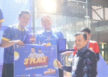 Tutup Merdeka Cup Padel 2026, Gubernur Al Haris: Semangat Kebersamaan Jadi Nilai Utama. (Foto : ist)