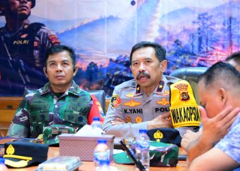 Wakapolda Jambi bersama Satgas Karhutla Cek Hotspot Karhutla, Evaluasi Penanganan dan Perkuat Sinergi di Lapangan. (Foto : ist)