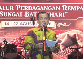 Tutup Festival Batanghari, Gubernur Al Haris Minta Semangat Proklamasi Membangun Negeri. (Foto : ist)
