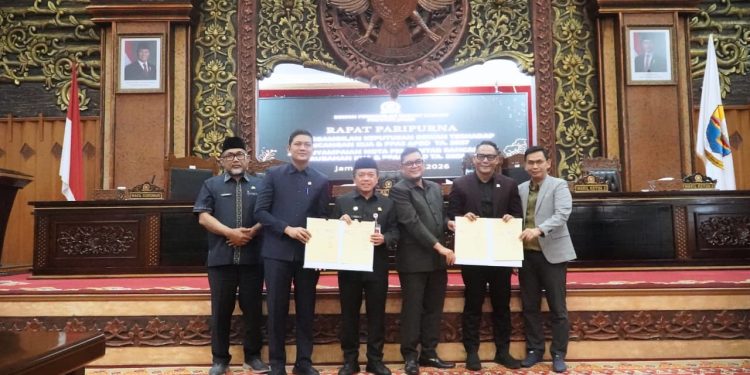 Gubernur Al Haris: RAPBD Perubahan 2026 dan KUA PPAS 2027 Utamakan Kebutuhan Dasar dan Pemerataan Antar Daerah. (Foto : ist)