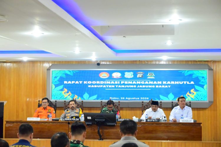 Rakor Penanganan Karhutla Tanjab Barat, Wakapolda Jambi Perkuat Sinergi dan Kesiapsiagaan Lintas Sektor. (Foto : ist)