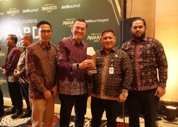 Pro Jambi Cerdas Raih Pengakuan di detikSumatera Awards 2026, Gubernur Al Haris Komitmen Perkuat Akses Pendidikan. (Foto : ist)