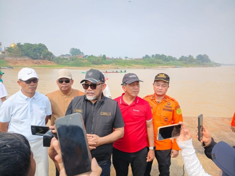 Sekda Sudirman Buka Lomba Pacu Perahu Tradisional Provinsi Jambi 2026. (Foto : ist)