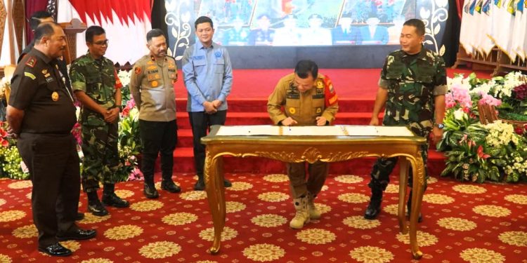 Gubernur Al Haris Tegaskan Penanganan Karhutla Jambi Harus Terpadu, Tidak Boleh Ada Keraguan Bertindak. (Foto : ist)