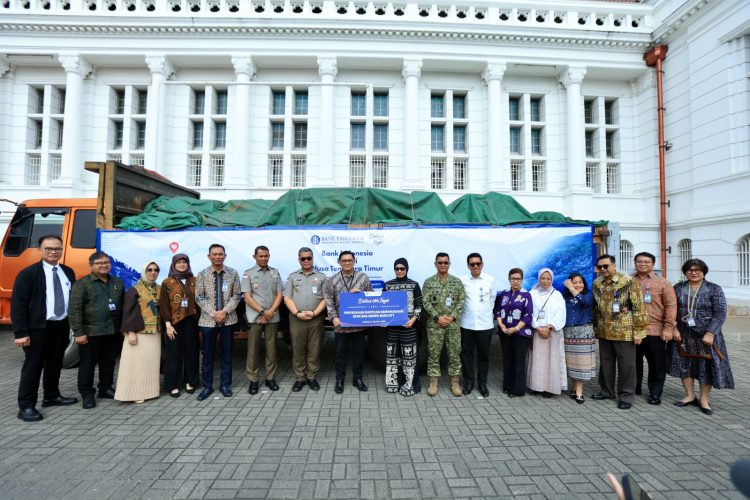 Bantuan Kemanusiaan Bank Indonesia Bagi Korban Gempa Bumi Nusa Tenggara Timur. (Foto : ist)
