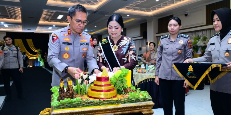 Hari Jadi ke-78 Polwan, Kapolda Jambi Tekankan Integritas dan Dampak Nyata bagi Masyarakat. (Foto : ist)