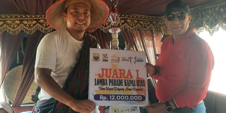 Merangin Juara Pertama Parade Kapal Hias 2026. (Foto : ist)