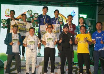 Gubernur Al Haris Tutup Danrem 042/Gapu Padel Cup 2026. (Foto : ist)