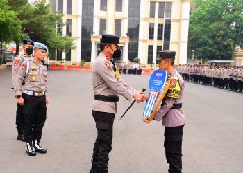Polda Jambi Beri Penghargaan kepada Aipda Arjunif Peraih Kompolnas Award 2026. (Foto : ist)