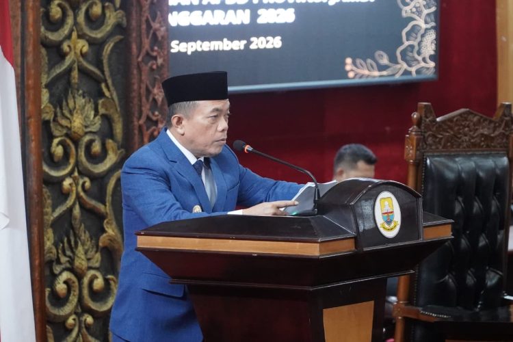 Gubernur Al Haris Sampaikan Tanggapan Pemerintah atas Pandangan Umum Fraksi terhadap Rancangan Perubahan APBD Provinsi Jambi TA 2026. (Foto : ist)