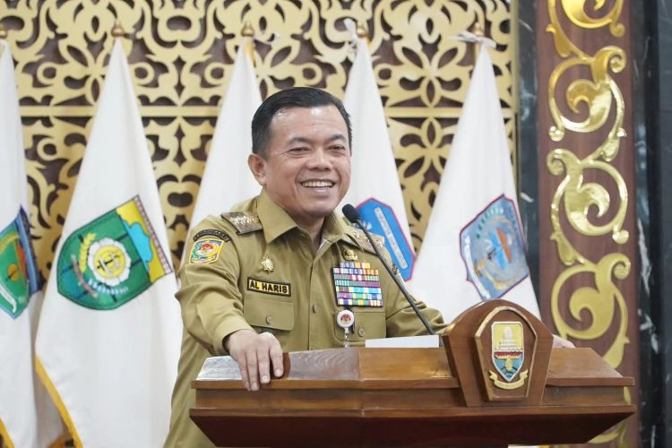 Buka Rakor Camat Se-Provinsi Jambi 2026, Gubernur Al Haris: Camat Harus Kuasai Wilayah dan Jadi Garda Terdepan Pelayanan. (Foto : ist)
