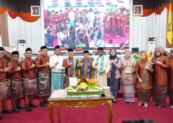 Hadiri HUT ke-61 Kabupaten Bungo, Gubernur Al Haris Tekankan Kepala Daerah Cari Peluang Pembangunan Ditengah Efisiensi Anggaran. (Foto : ist)