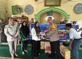 Sambut Hari Jadi ke-75 Humas Polri, Bidhumas Polda Jambi Gelar Bakti Sosial di Panti Asuhan Ainul Yaqin. (Foto : ist)