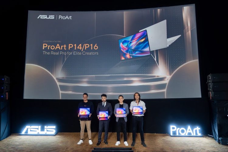 Dari kiri Adrian Pradipta - Technical Public Relations, ASUS Indonesia, ⁠Rudy Salim - CEO PRESTIGECORP, ⁠Lenny Lin - Country Manager, ASUS Indonesia
dan Marcello Tahitoe, Top Indonesian Singer. (Foto : ist)