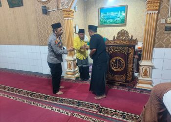 Wakapolda Jambi Laksanakan Sholat Subuh Keliling, Perkuat Silaturahmi dan Kedekatan dengan Masyarakat. (Foto : ist)
