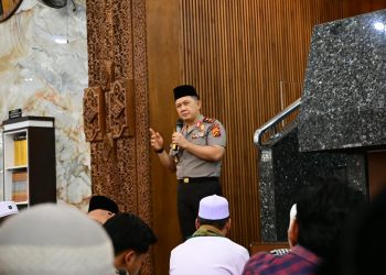Kapolda Jambi Laksanakan Jumat Keliling, Ajak Masyarakat Bersama Jaga Kamtibmas dan Berantas Narkoba. (Foto : ist)