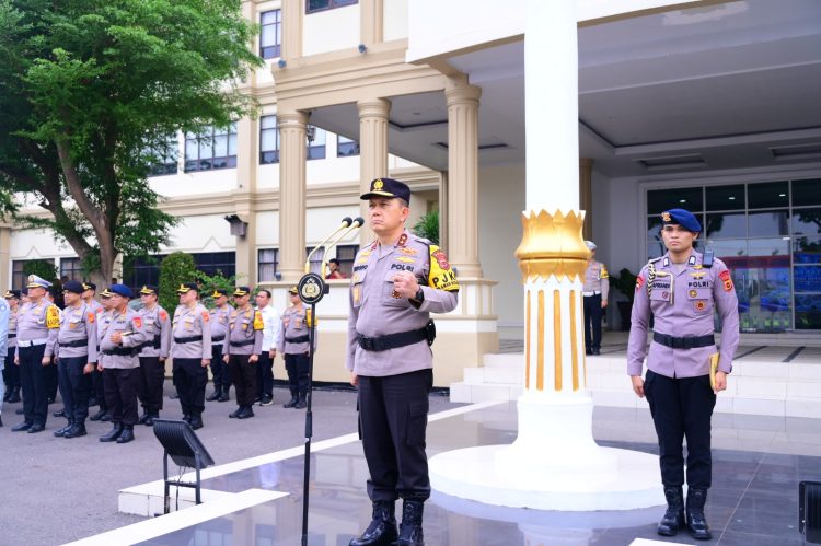 Kapolda Jambi Pimpin Apel Operasi Patuh Siginjai 2026, Fokus Tingkatkan Keselamatan Berlalu Lintas. (Foto : ist)