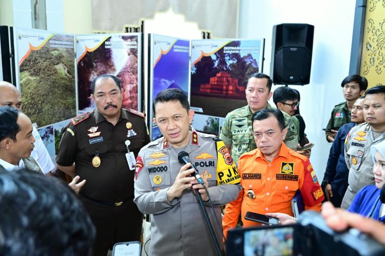 Kapolda Jambi Tegaskan Sinergi Lintas Sektor Tangani Karhutla, Dorong Penegakan Hukum dan Pemulihan Lingkungan. (Foto : ist)