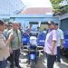 Warga Syukuri Program Kampung Bahagia, Maulana-Diza Serahkan Manfaat Secara Simbolis. (Foto : ist)